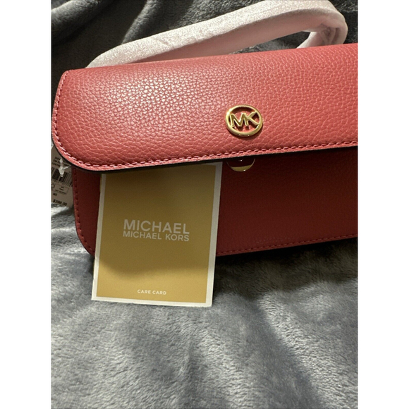 Michael Kors Jet Set Travel New NWT Pebbled Leather Berry Sorbet Crossbody $398 - Picture 12 of 12